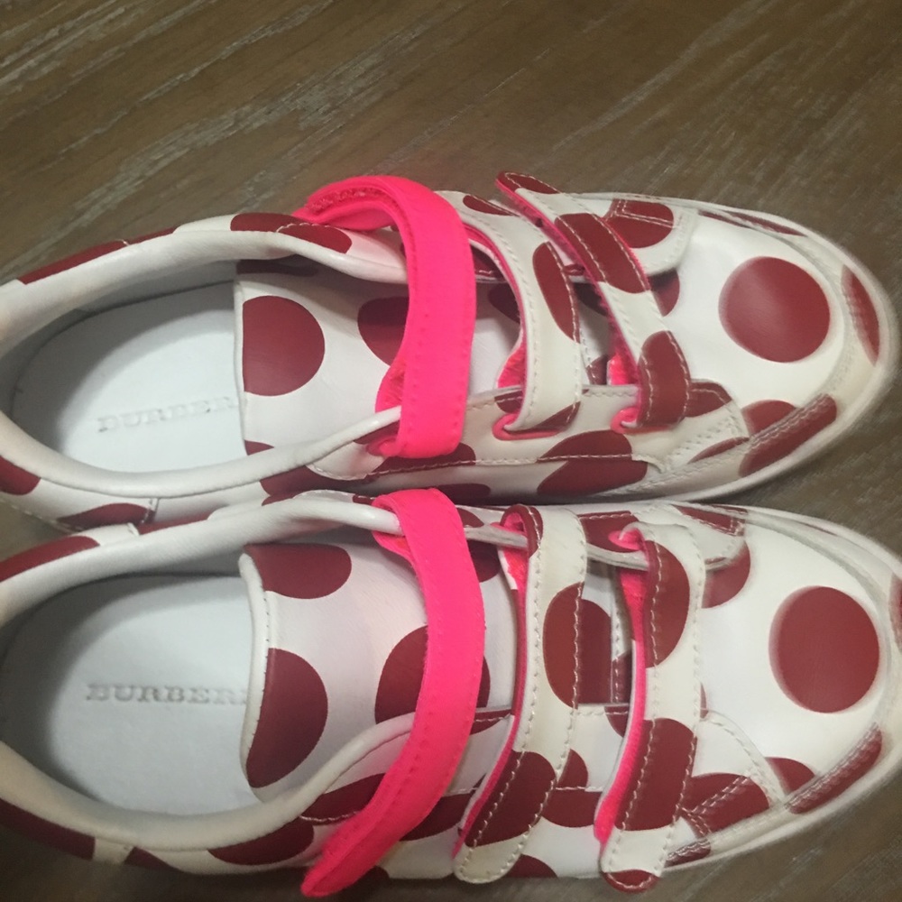 Burberry shoes for girls